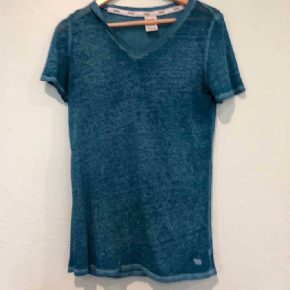 Vs shirt